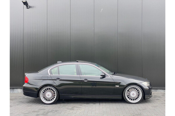 53509741-2.jpg