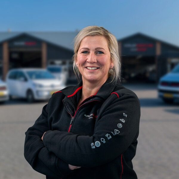 2025-04-28_KMV_portret-website-4
