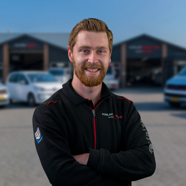 2025-04-28_KMV_portret-website-6