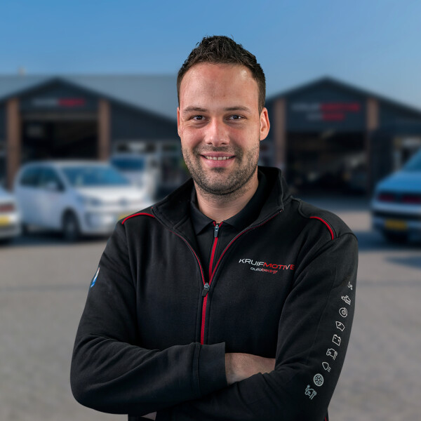 2025-04-28_KMV_portret-website-7