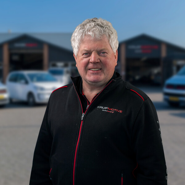 2025-04-28_KMV_portret-website-11